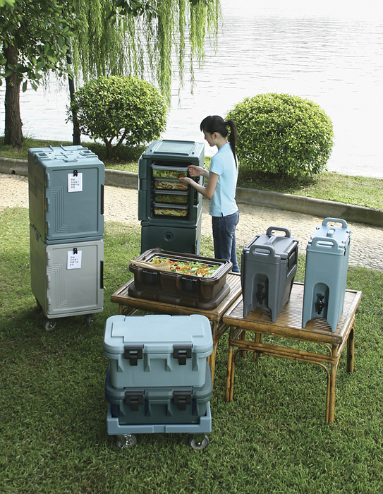 Термоконтейнер CAMBRO UPC400 401