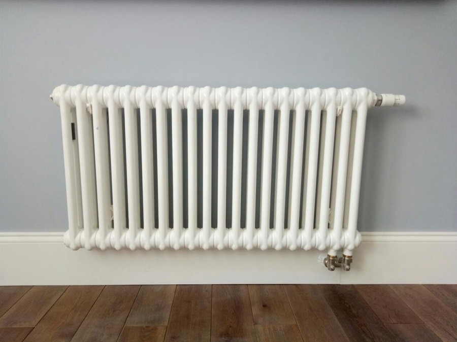 Радиатор отопления Zehnder Charleston Completto 2056/10/V001/RAL 9016