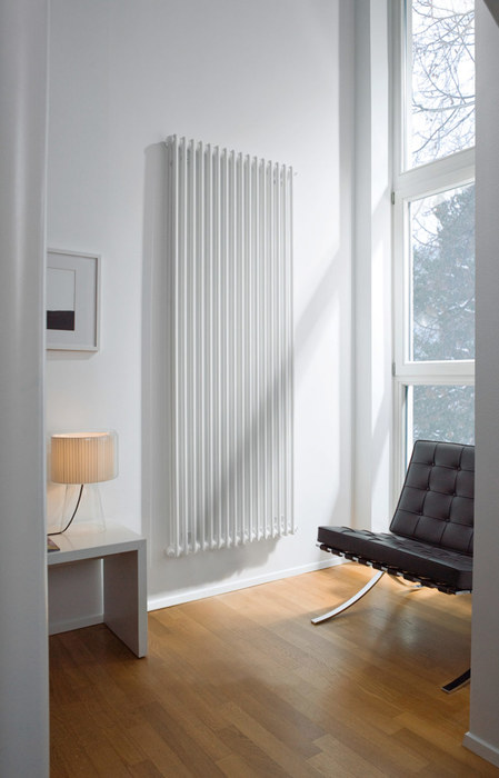 Радиатор отопления Zehnder Charleston Completto 3180/12/V001/RAL 9016
