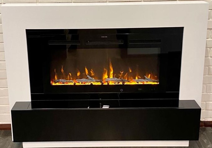 Электрокамин с широким очагом 2D Royal Flame Stockholm с очагом Crystal 36