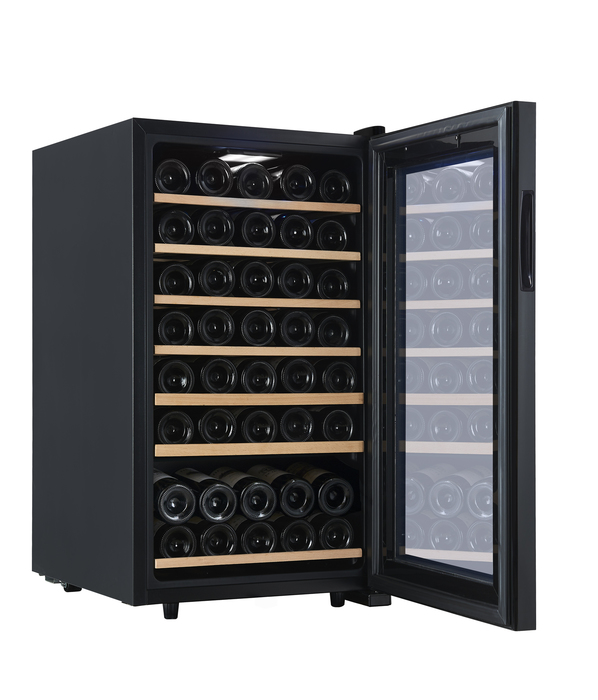 Отдельностоящий винный шкаф 22-50 бутылок Cellar Private CP052